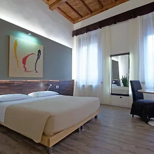 Alkimia Smart Frühstückspension Ferrara