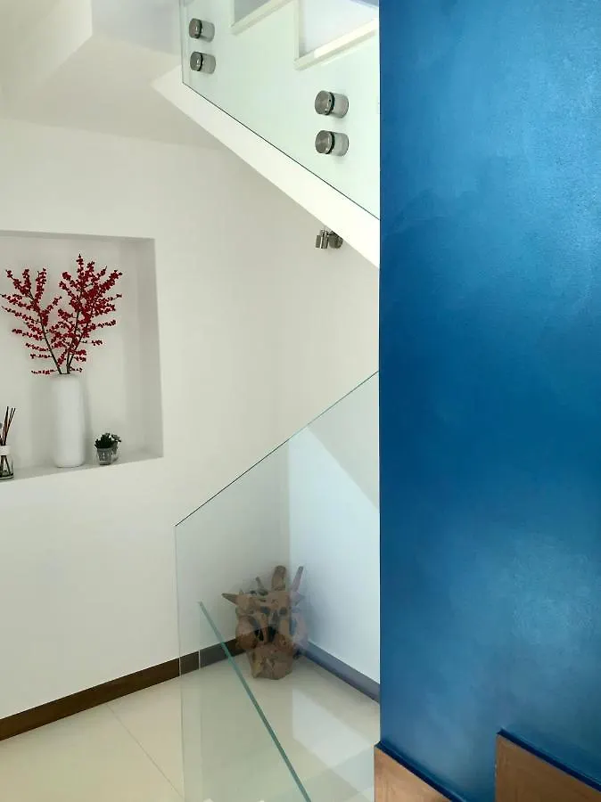 Zaffiro Lavico Rooms Etna Nature Sea Acireale 0*,  Italien